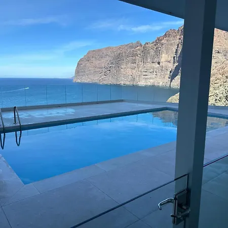 Galactic In Gigantes - The First Line And View Daire